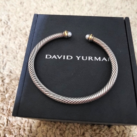 David Yurman Cable Classic Bracelet with Pearl. - Picture 5 of 5